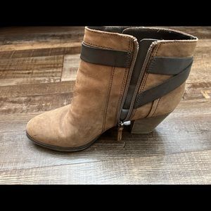 Franco Sarto bootie. Can’t find the size but fit like a 10.
